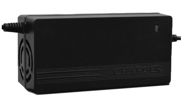Schnell-Ladegerät für 60 Volt Fahrzeuge großer Stecker 220Volt