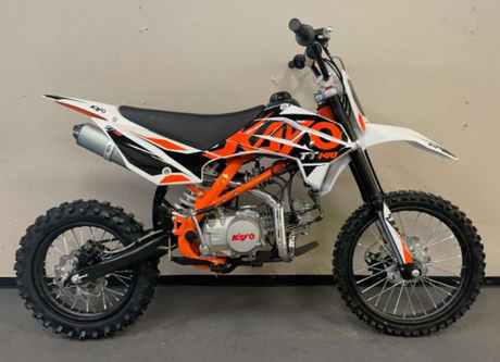 Kayo TT 140 ccm Motocross Dirtbike Pitbike Top Qualitaet