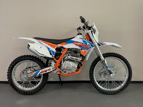 Kayo K2 Motocross 250ccm 4 Takt. Jetzt in Aktion nur für kurze Zeit