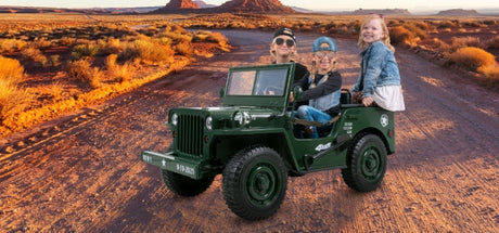 Jeep Willys Kinder-Elektroauto 3 Sitze Allrad 4x4 Schaufel Ersatzrad LEDs