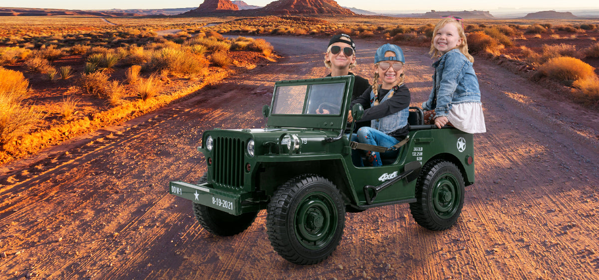 Jeep Willys Kinder-Elektroauto, 3 Sitze und 3 Gurte, Schaufel, Ersatzrad, Federung, Allrad 4x4, LEDs